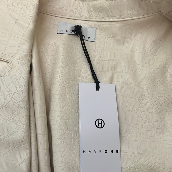 Faux Leather Single Breasted White trench w Statement Sleeve - Picture 12 of 15